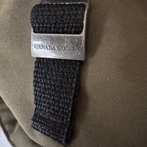 Canada Goose Trillium Down Parka Military Green sz S/P small/petite no fur hood
